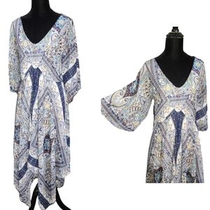 Wrangler Americana cowgirl handkerchief bellsleeved vneck dress